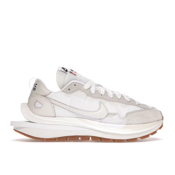 Nike Vaporwaffle sacai Sail Gum